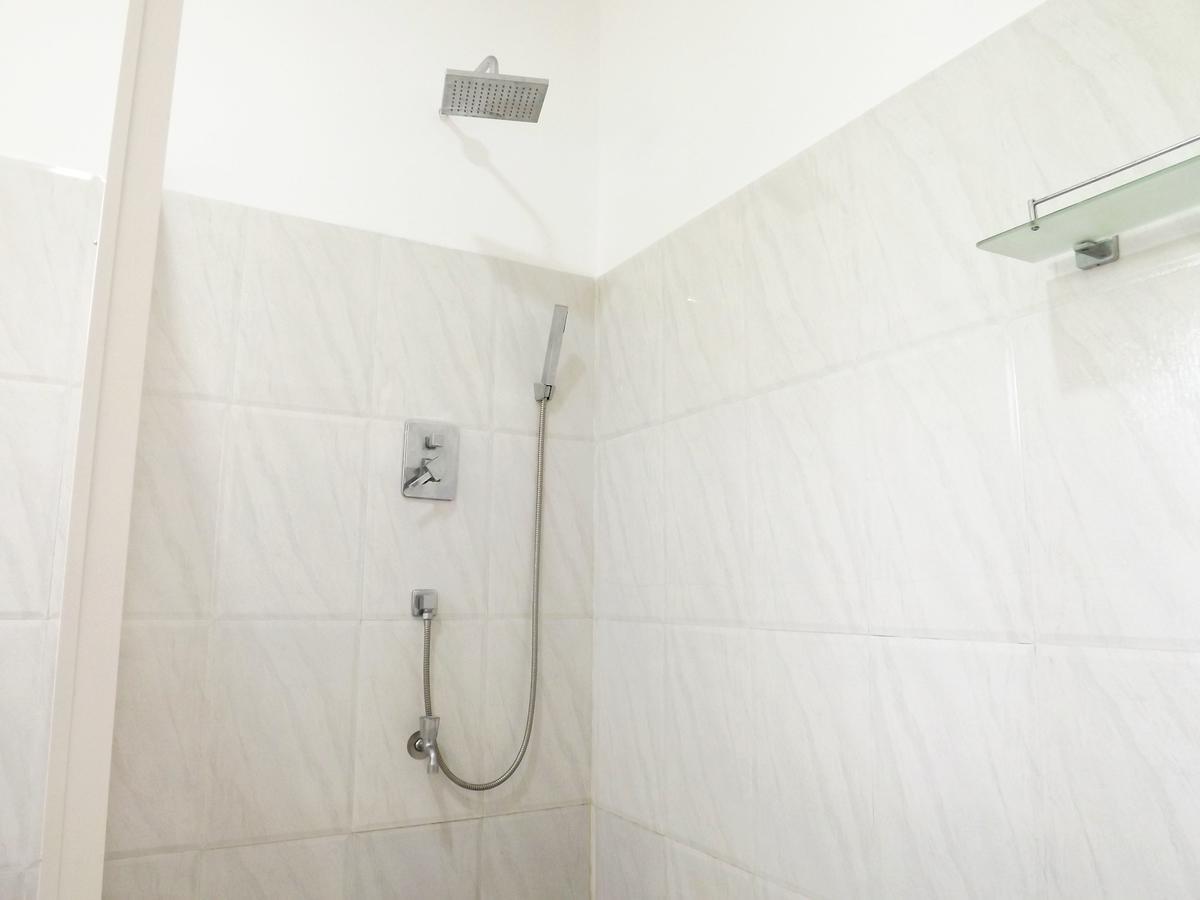 Hotel "Diana" ヒッカドゥワ エクステリア 写真